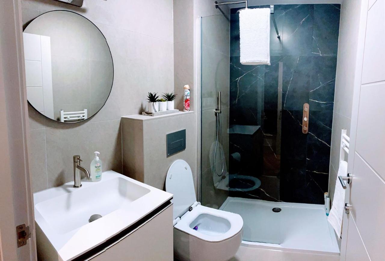Wimbledon Luxury 3Bedroom Apartment Raynes Park Zewnętrze zdjęcie