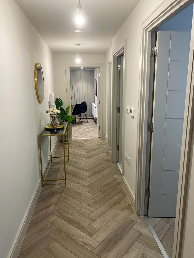 Wimbledon Luxury 3Bedroom Apartment Raynes Park Zewnętrze zdjęcie