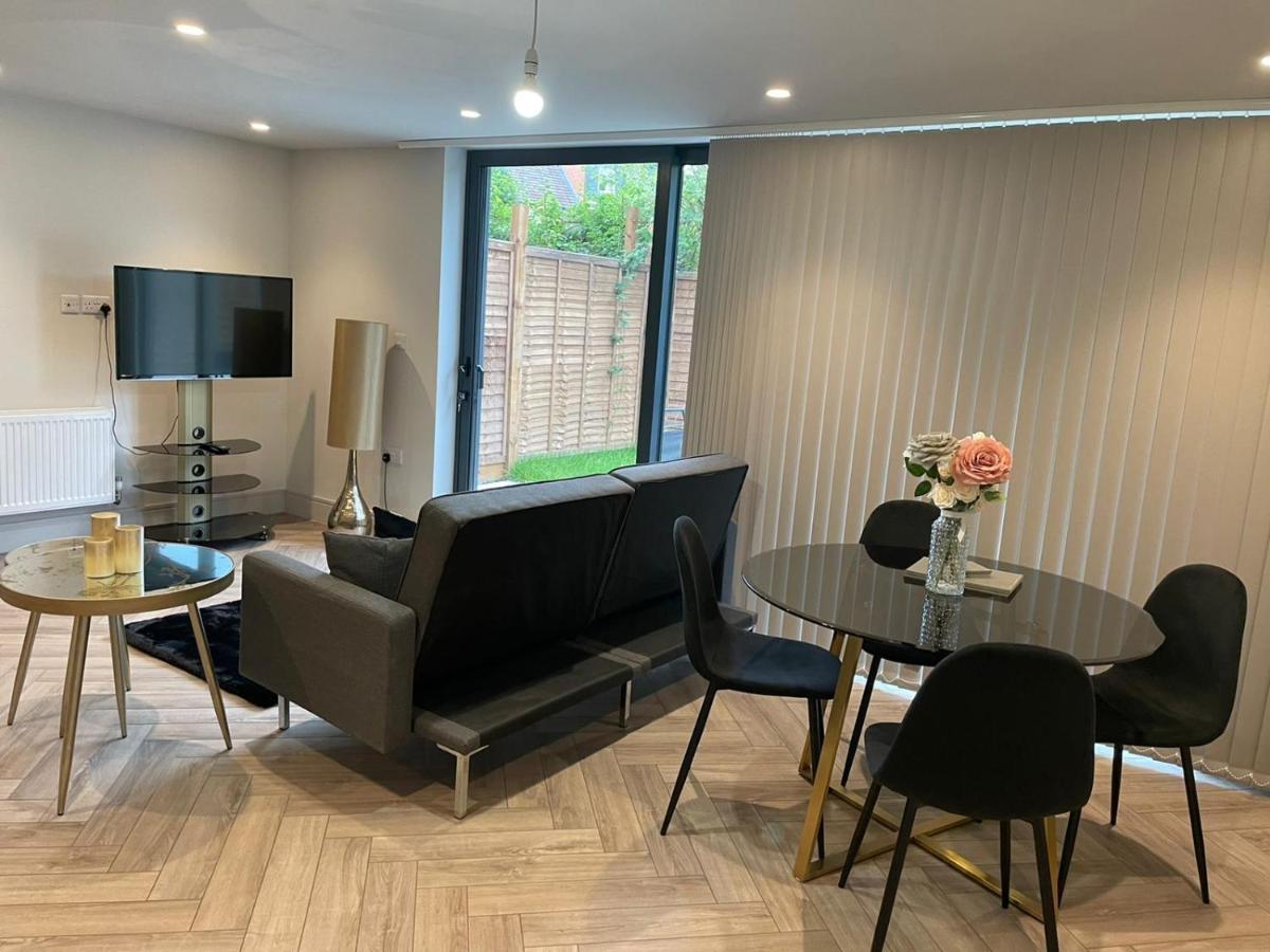 Wimbledon Luxury 3Bedroom Apartment Raynes Park Zewnętrze zdjęcie